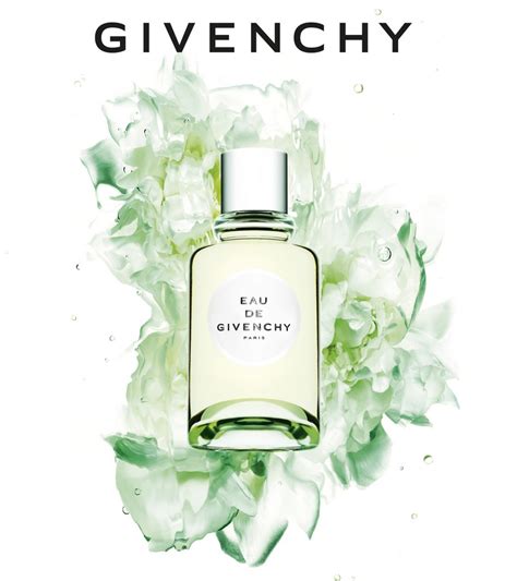 givenchy eau de toilette simbolo solo una lettera|Eau de Givenchy (2018) Givenchy para Hombres y Mujeres.